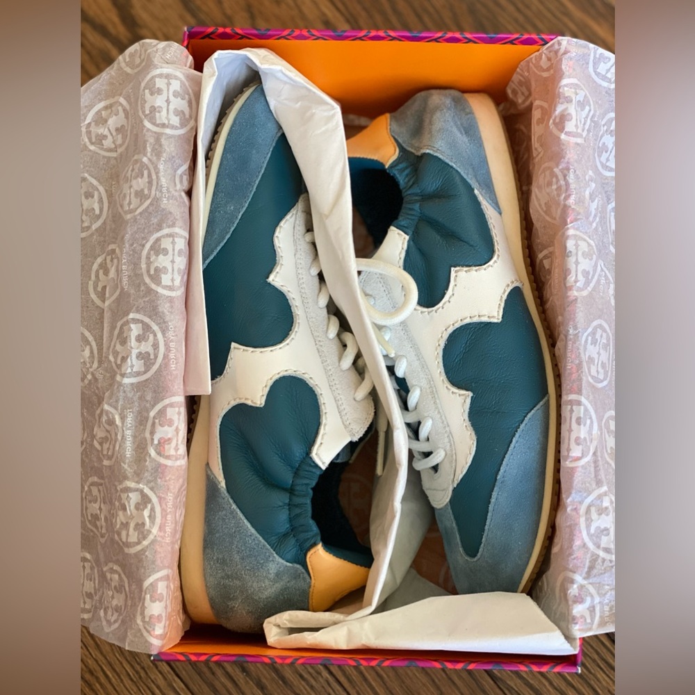 Tory Burch Serif Sneakers - Picture 2 of 6